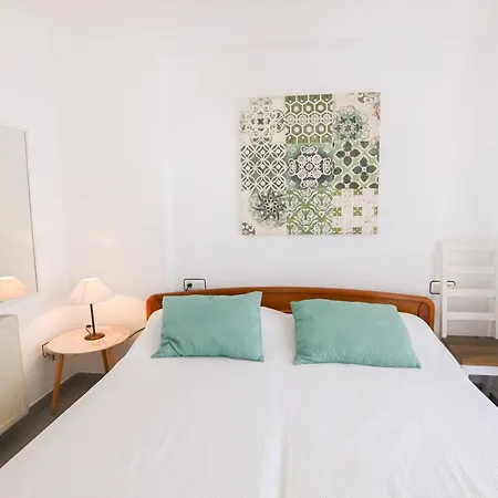 Edificio Colon Apartment *