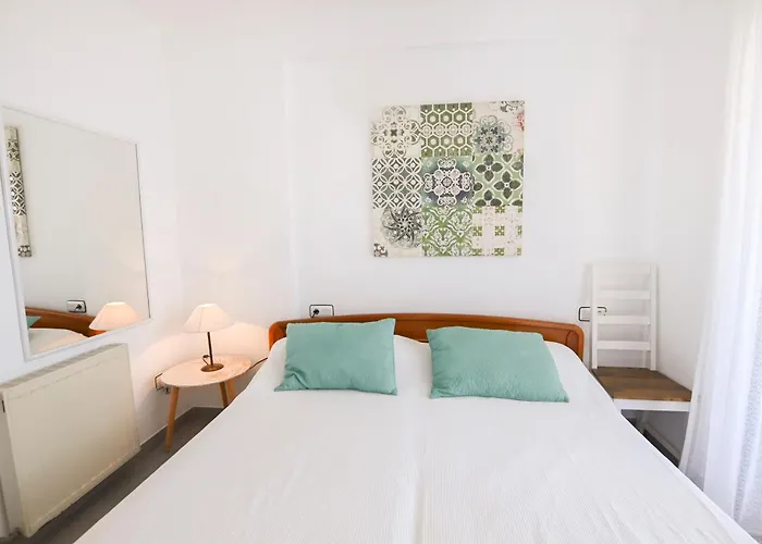 Edificio Colon Apartment *